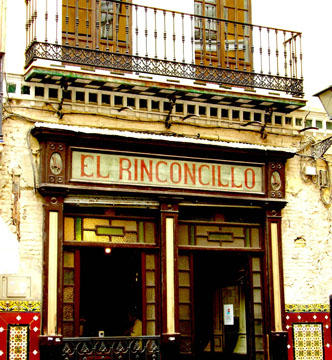 Rótulo de madera restaurado